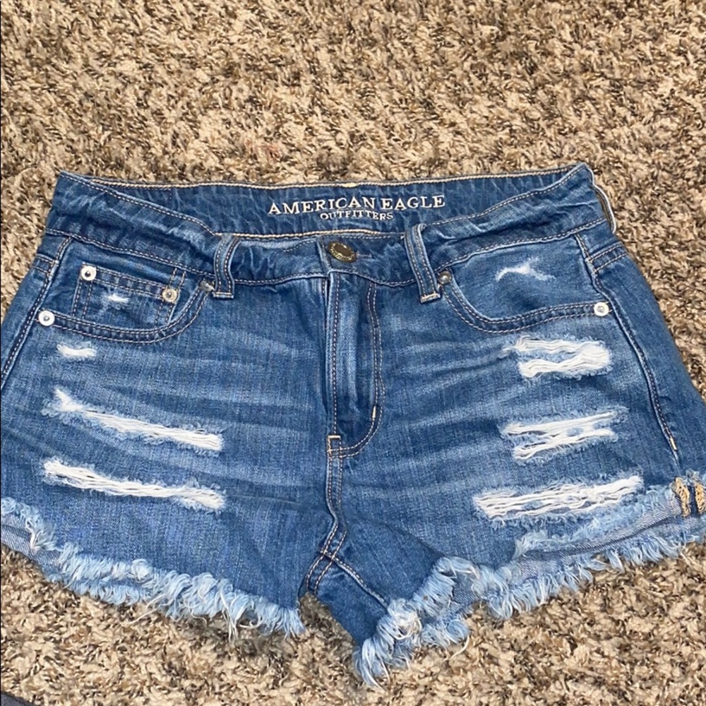 American eagle shorts🤎